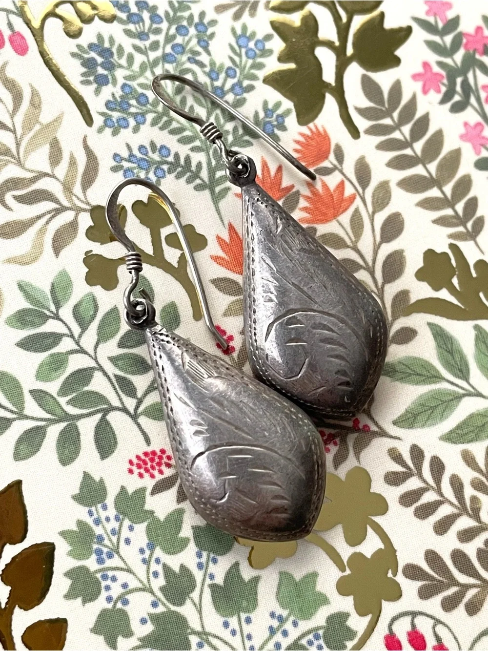 N/A vintage stamped